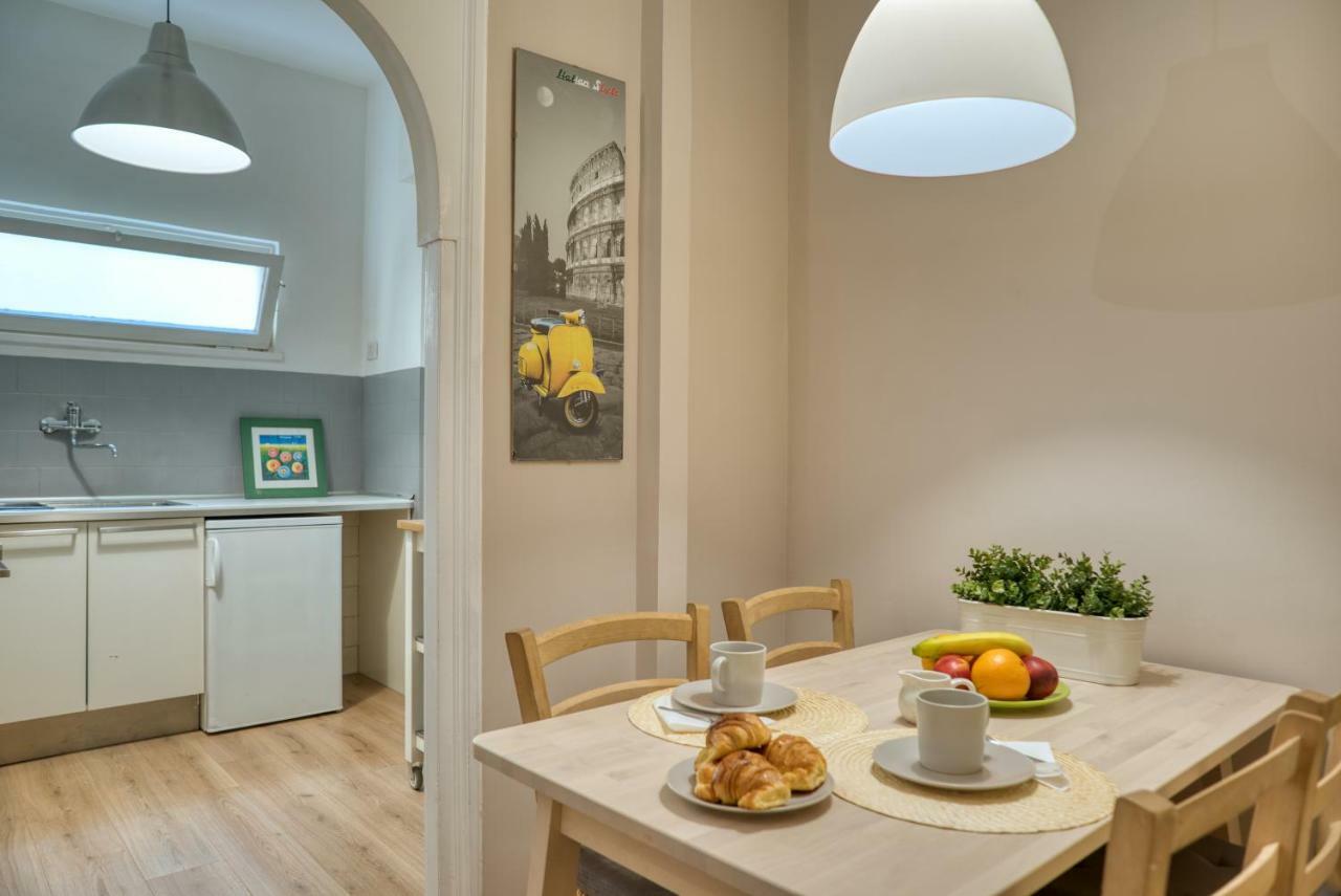 Domus Claudia Apartment Roma Ngoại thất bức ảnh